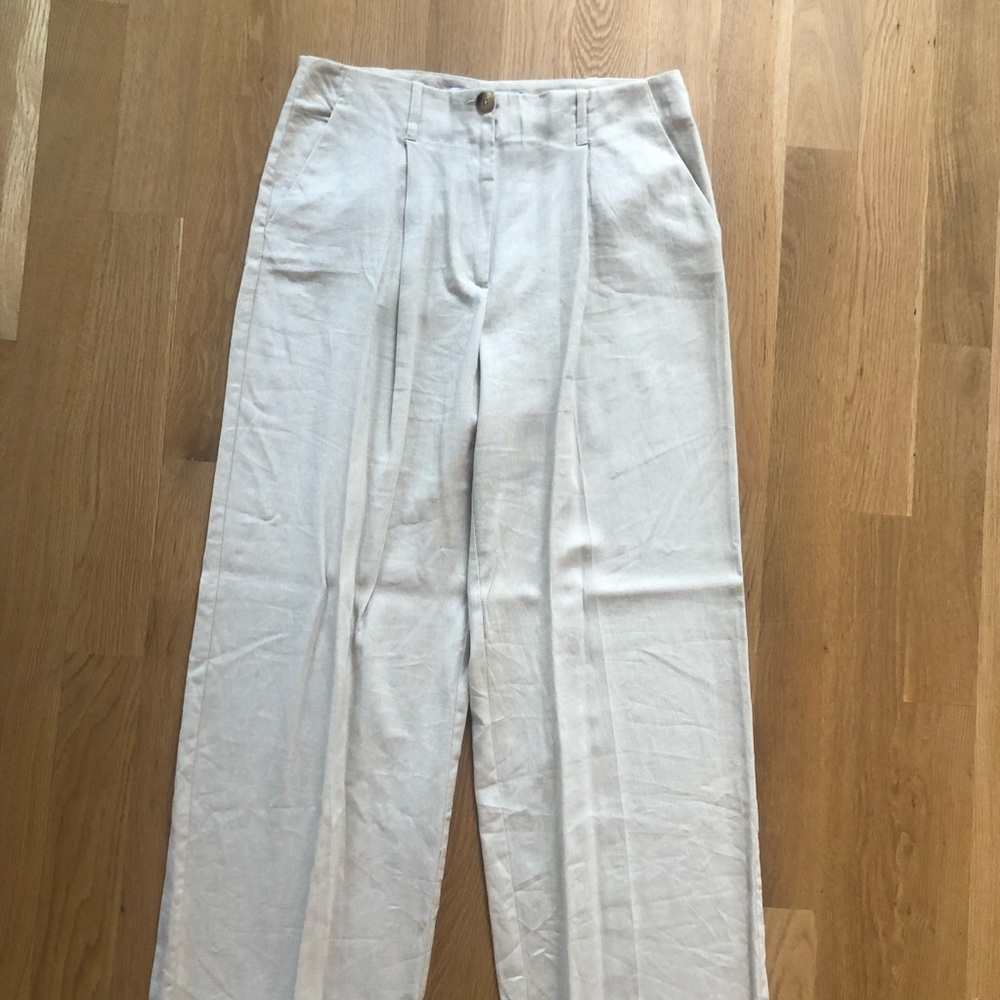 BNWT Bershka Beige Wide Leg Pants. Size 10. - Picture 6 of 10